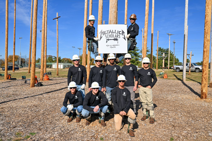 Fall 2025 Pre-Apprentice Lineworker Metallica Scholars Initiative recipients (left to right, on pole): Benjamin Hongsermeier from Dickson and Shadon Peery from Columbia. Pictured (left to right, standing): Parker Motroni from Murfreesboro, Brecken Inch from Spring Hill, David Riley from Spring Hill, Gabriel Trujillo from Thompson’s Station and James Woodard Jr. from Hampshire. Pictured (left to right, kneeling): Matthew Armstrong from Unionville, Dylan Gunter from Readyville and Travis Garza from Columbia.